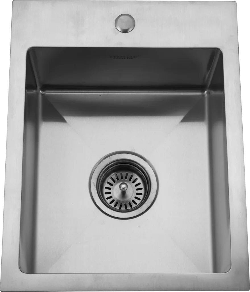 10028 - Handmade Single Bowl Kitchen Sink With Faucet Deck